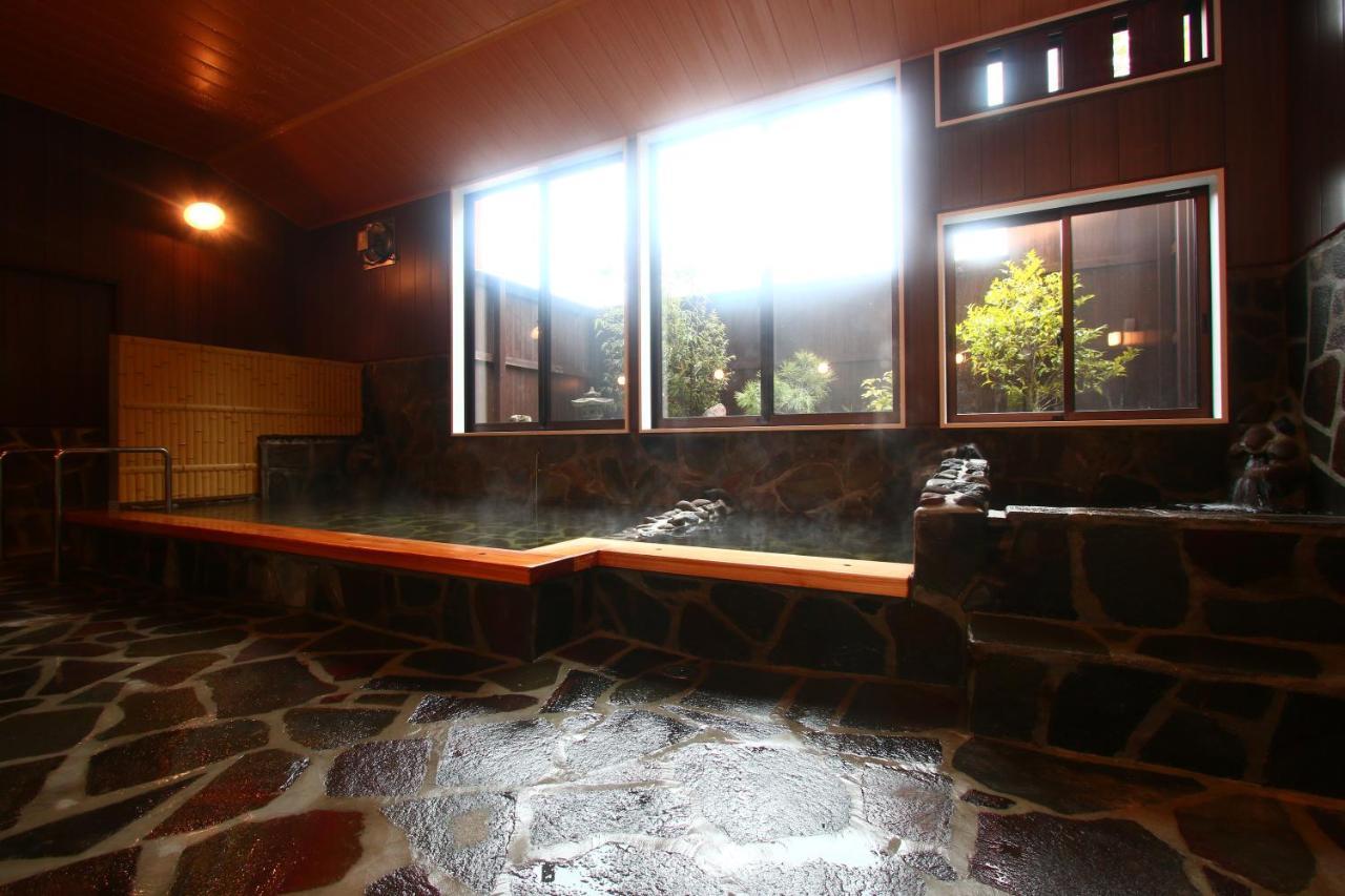 Hitoyoshi Onsen Ohgano Yado Hotel Kültér fotó